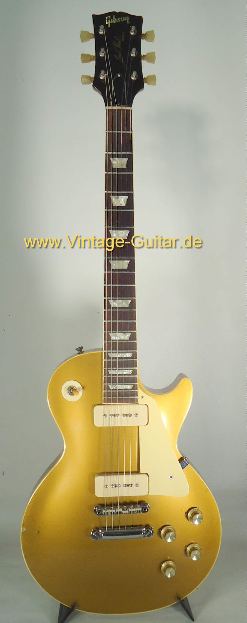 Gibson Les Paul Standard Goldtop 1968 a.jpg